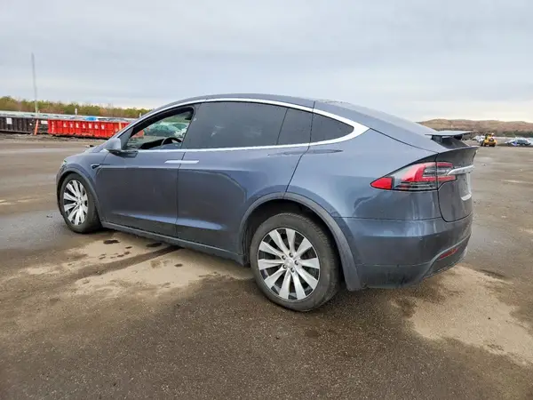 5YJXCAE24KF184661 2019 TESLA MODEL X - Image 2