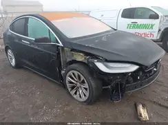 5YJXCAE24LF261515 2020 TESLA MODEL X