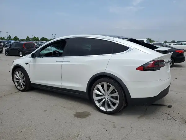 5YJXCAE24MF322704 2021 TESLA MODEL X - Image 2