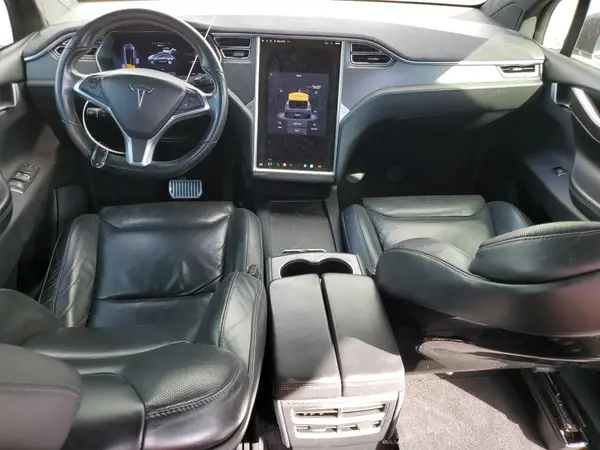 5YJXCAE25GF004031 2016 TESLA MODEL X - Image 8