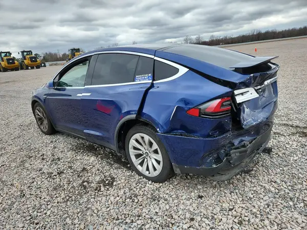 5YJXCAE25GF004840 2016 TESLA MODEL X - Image 2