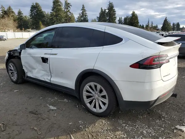 5YJXCAE25GF005177 2016 TESLA MODEL X - Image 2