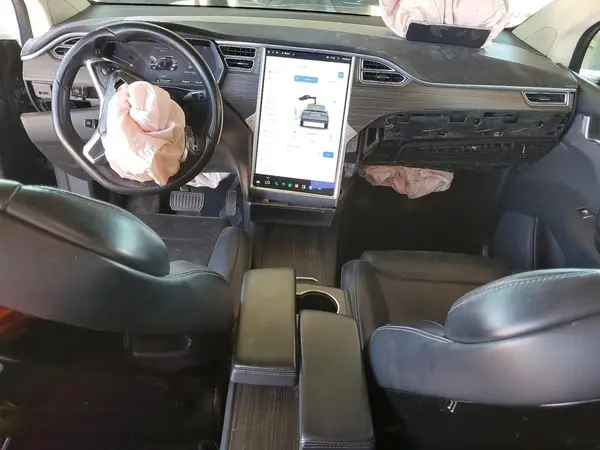 5YJXCAE25GF015479 2016 TESLA MODEL X - Image 8