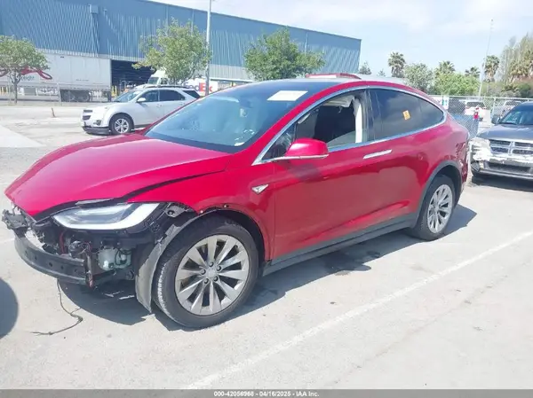 5YJXCAE25GF015823 2016 TESLA MODEL X - Image 2