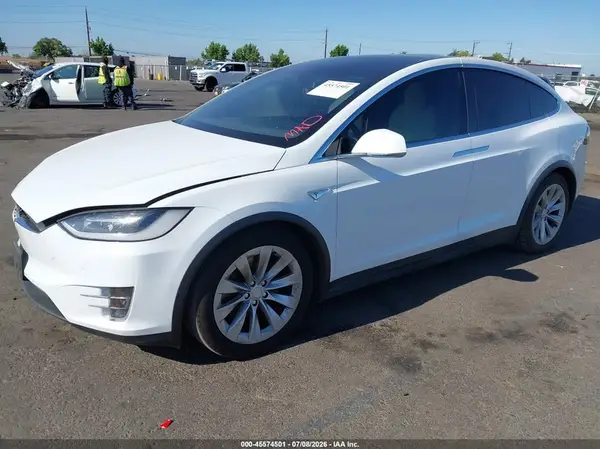 5YJXCAE25GF020214 2016 TESLA MODEL X - Image 2