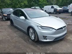 5YJXCAE25GF022898 2016 TESLA MODEL X