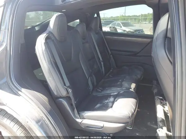 5YJXCAE25JF091677 2018 TESLA MODEL X - Image 8
