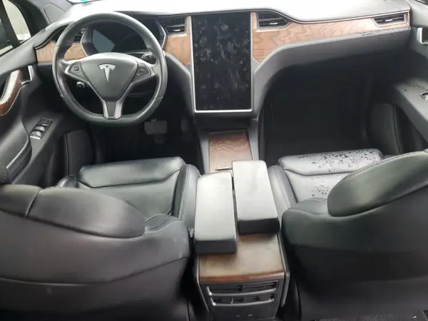 5YJXCAE25JF143518 2018 TESLA MODEL X - Image 8