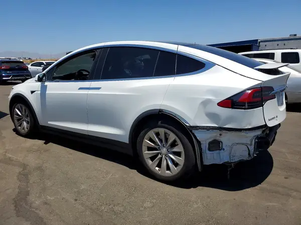 5YJXCAE25KF152947 2019 TESLA MODEL X - Image 2