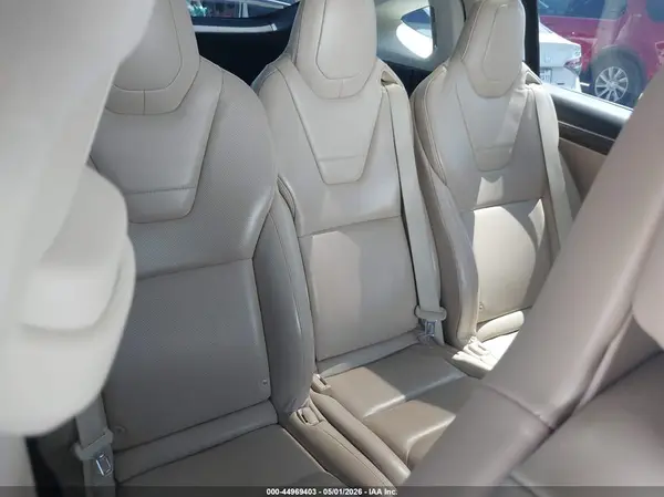 5YJXCAE26GF001803 2016 TESLA MODEL X - Image 8