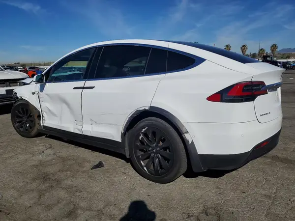 5YJXCAE26GF002353 2016 TESLA MODEL X - Image 2