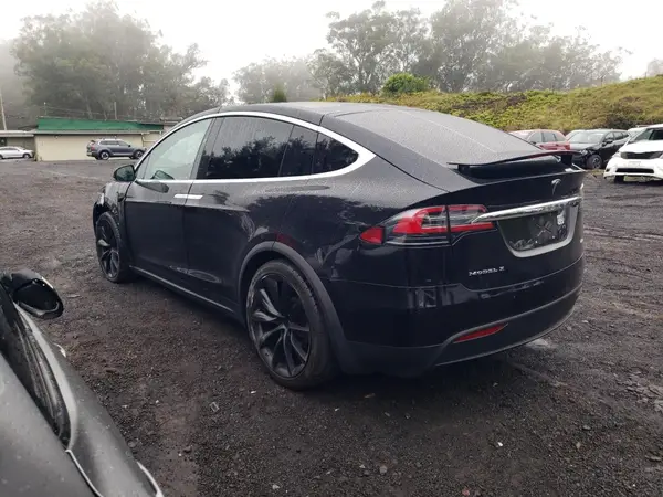 5YJXCAE26HF035645 2017 TESLA MODEL X - Image 2