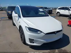 5YJXCAE26HF079371 2017 TESLA MODEL X