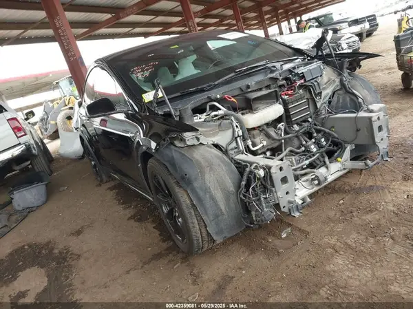5YJXCAE26JF090425 2018 TESLA MODEL X - Image 1