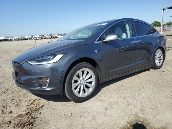 5YJXCAE26JF100094 2018 TESLA MODEL X - Image 1