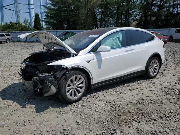 5YJXCAE26JF100953 2018 TESLA MODEL X - Image 1