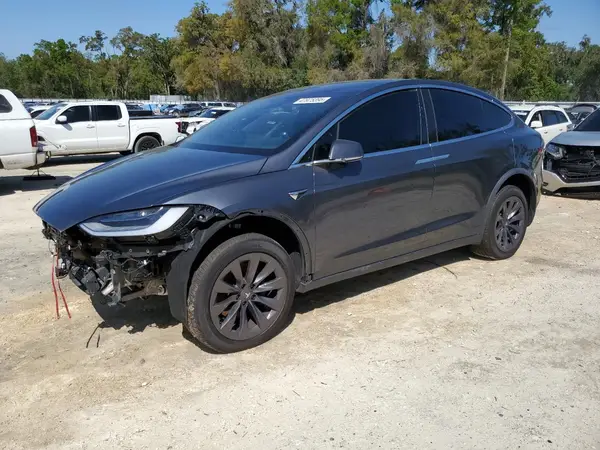 5YJXCAE26JF115873 2018 TESLA MODEL X - Image 1