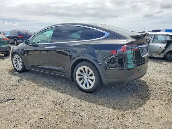 5YJXCAE26JF119891 2018 TESLA MODEL X - Image 2