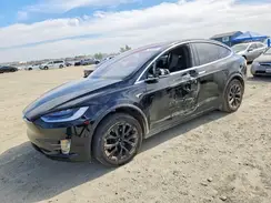5YJXCAE26JF124489 2018 TESLA MODEL X