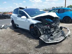 5YJXCAE26JF126906 2018 TESLA MODEL X