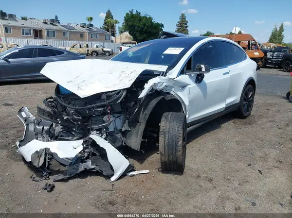 5YJXCAE26JF126906 2018 TESLA MODEL X - Image 2