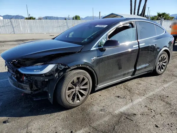 5YJXCAE26JF127442 2018 TESLA MODEL X - Image 1