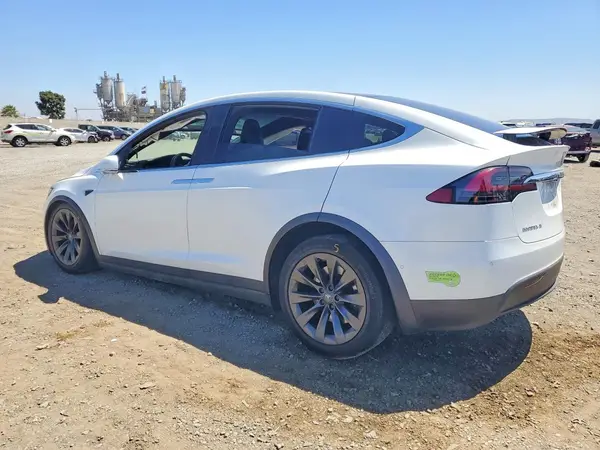 5YJXCAE26JF129479 2018 TESLA MODEL X - Image 2