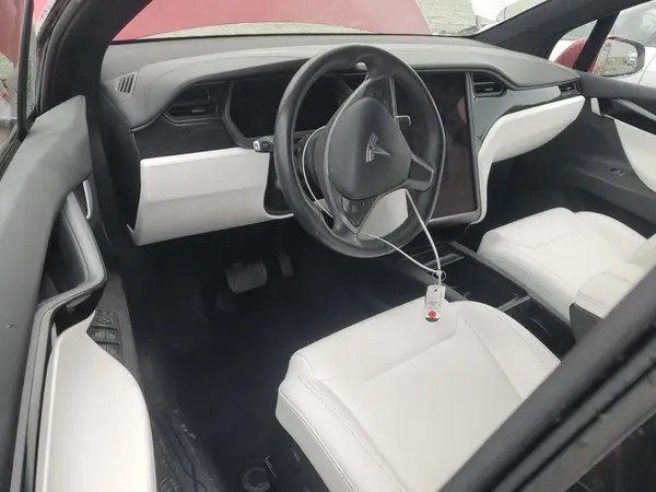 5YJXCAE26KF150527 2019 TESLA MODEL X - Image 8