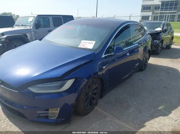 5YJXCAE26KF152679 2019 TESLA MODEL X - Image 2