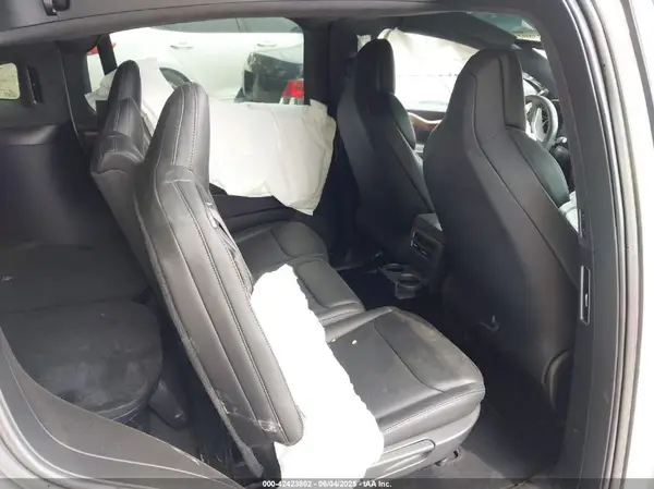 5YJXCAE26KF188744 2019 TESLA MODEL X - Image 8