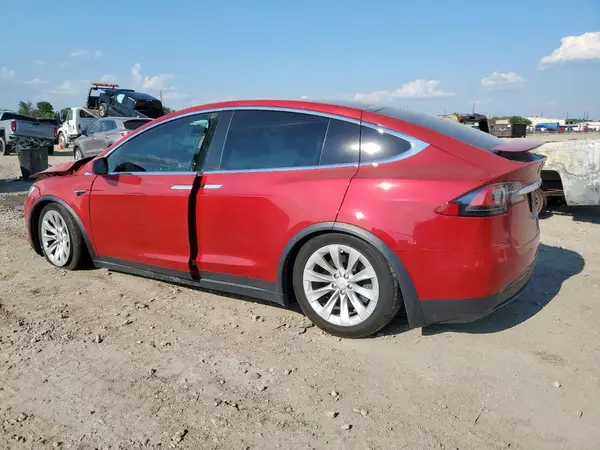 5YJXCAE26LF235823 2020 TESLA MODEL X - Image 2