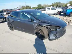 5YJXCAE26LF299439 2020 TESLA MODEL X
