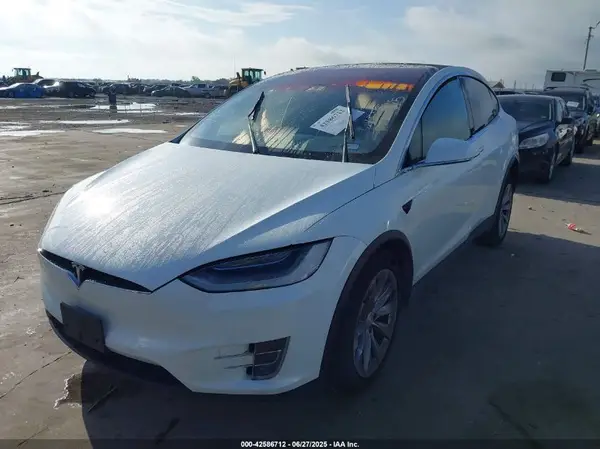 5YJXCAE27HF043639 2017 TESLA MODEL X - Image 2