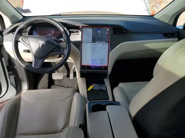 5YJXCAE27JF115638 2018 TESLA MODEL X - Image 8