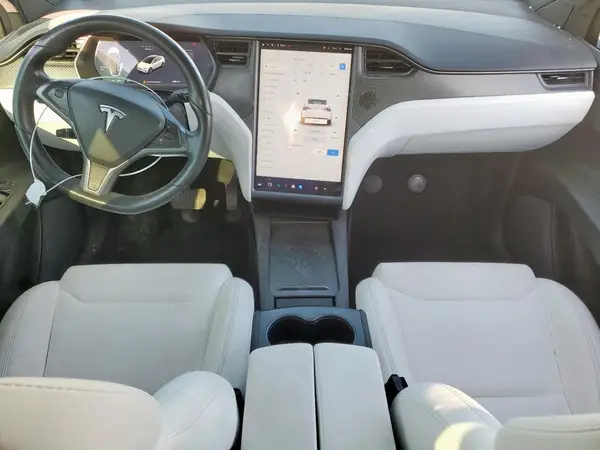 5YJXCAE27JF123125 2018 TESLA MODEL X - Image 8