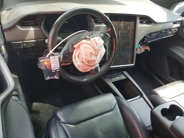 5YJXCAE27JF139390 2018 TESLA MODEL X - Image 8