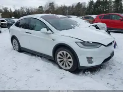 5YJXCAE27KF193046 2019 TESLA MODEL X