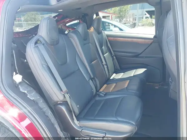 5YJXCAE27KF207351 2019 TESLA MODEL X - Image 8