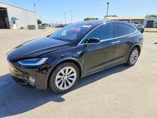5YJXCAE27KF211593 2019 TESLA MODEL X - Image 1