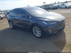 5YJXCAE27KF213800 2019 TESLA MODEL X