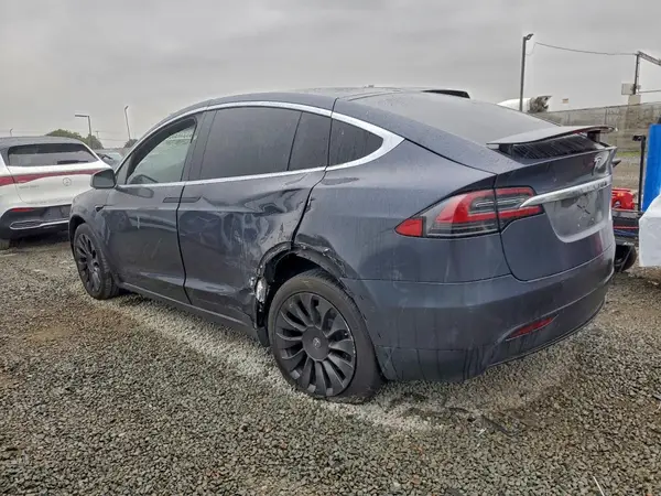 5YJXCAE27LF305667 2020 TESLA MODEL X - Image 2