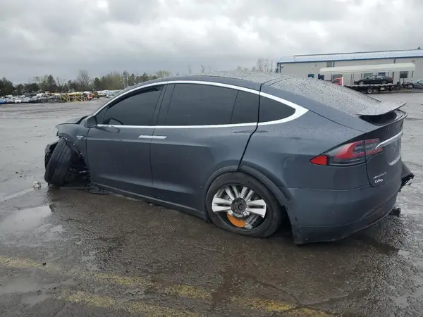 5YJXCAE28GF004394 2016 TESLA MODEL X - Image 2