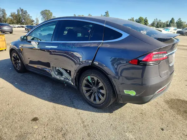 5YJXCAE28GF004850 2016 TESLA MODEL X - Image 2