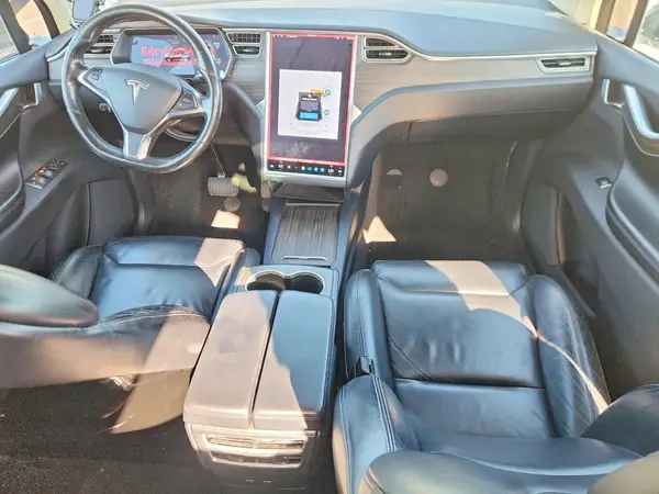 5YJXCAE28GF004850 2016 TESLA MODEL X - Image 8