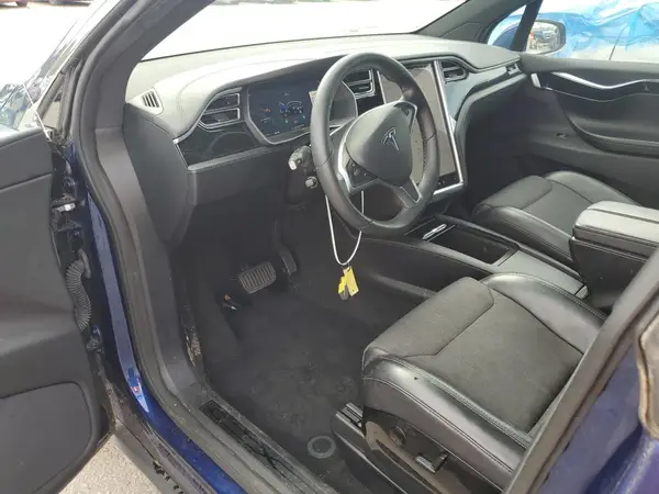 5YJXCAE28GF017520 2016 TESLA MODEL X - Image 8