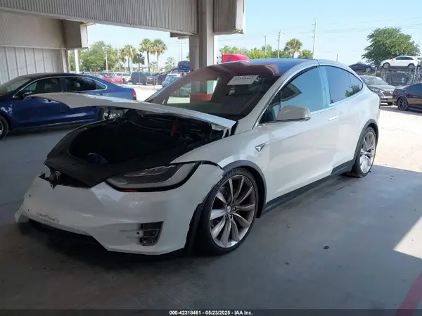 5YJXCAE28HF053726 2017 TESLA MODEL X - Image 2