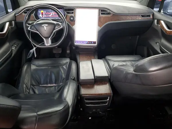 5YJXCAE28HF054052 2017 TESLA MODEL X - Image 8