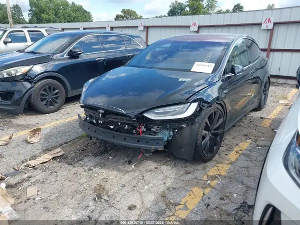 5YJXCAE28HF061180 2017 TESLA MODEL X - Image 2