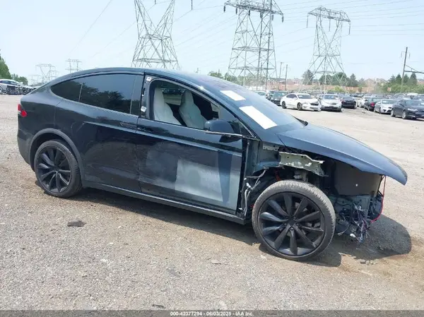 5YJXCAE28JF088921 2018 TESLA MODEL X - Image 1