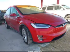 5YJXCAE28JF089275 2018 TESLA MODEL X